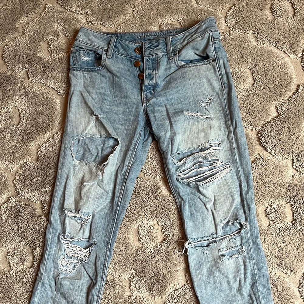 AE Tomgirl Jeans